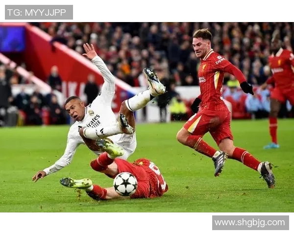 欧冠激战曼联逆转皇马红牌事件引发全场热议精彩集锦回顾