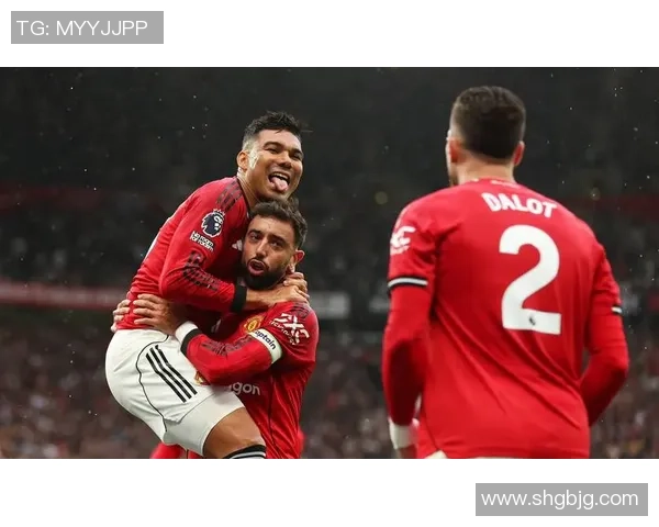 欧冠经典对决曼联逆转AC米兰帽子戏法引发争议判罚热议