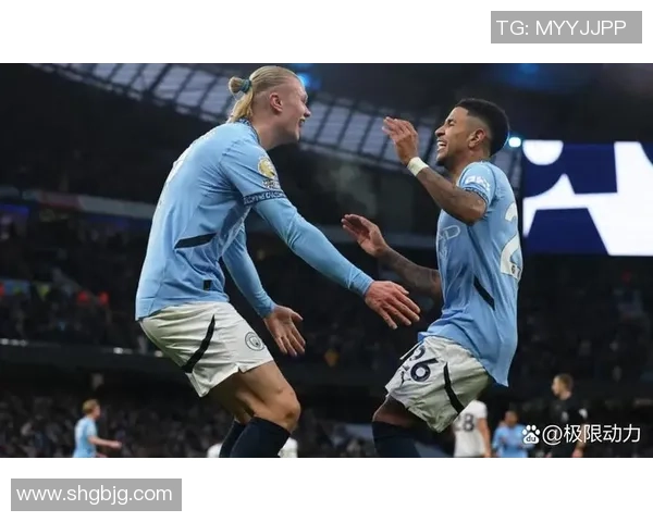 曼城狂胜阿森纳6-2引发争议判罚全场沸腾瞬间回顾 曼城狂胜阿森纳6-2引发争议判罚全场沸腾瞬间回顾