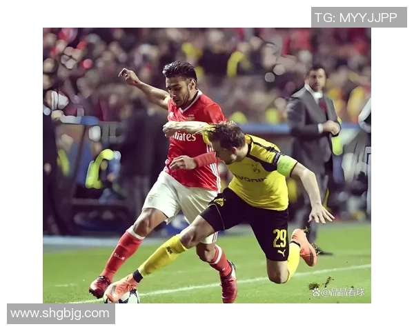 西甲精彩对决曼联绝杀本菲卡全场沸腾瞬间回顾与战术分析