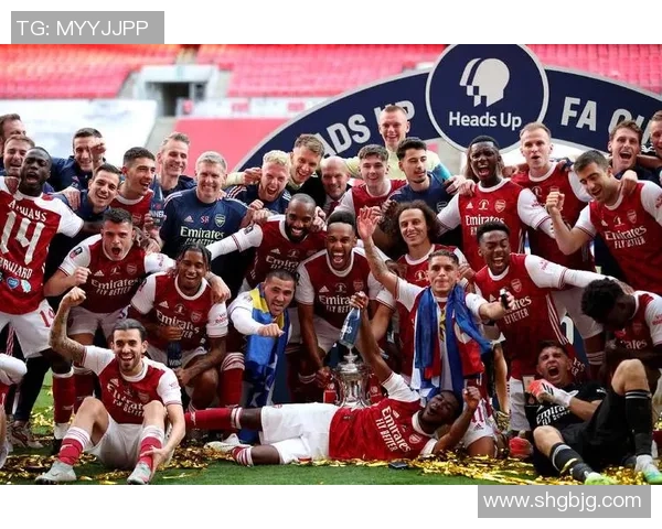 欧冠激战巴萨险胜阿森纳乌龙球成比赛转折点引发转会热议